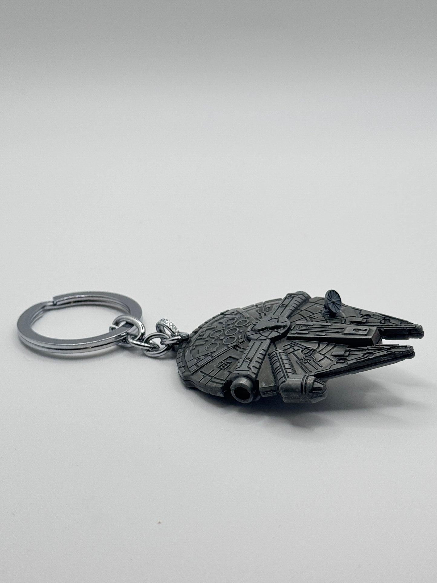 🚀 Fastest Hunk of Junk — Millennium Falcon Keychain - MacGuffin Shop