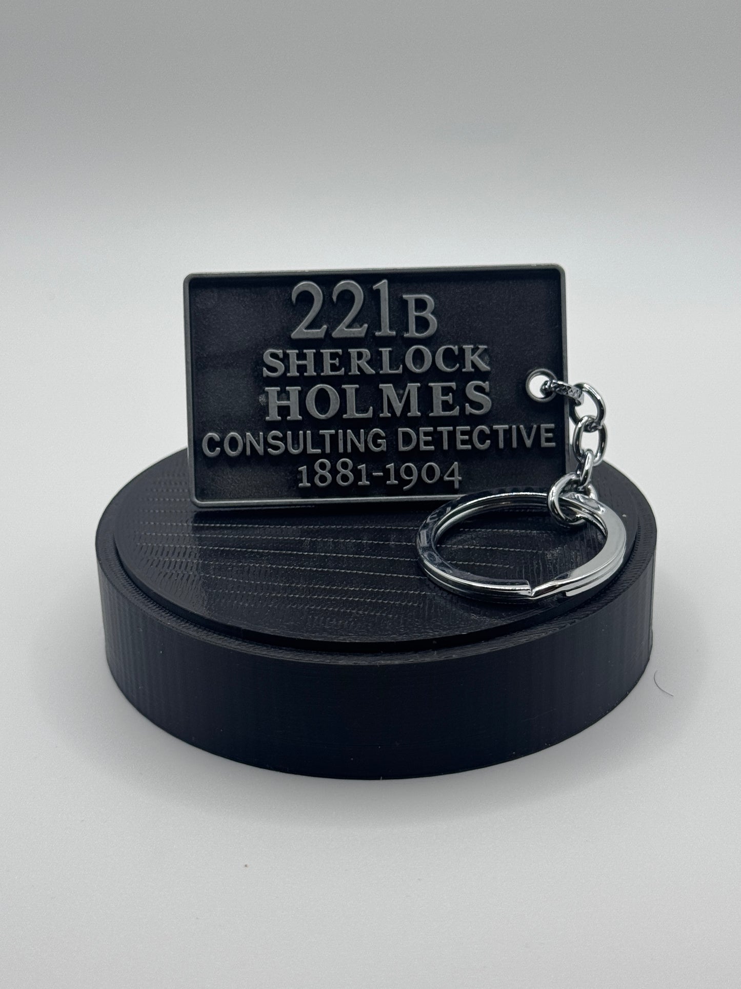 🔑 221B Baker Street Keychain — Pocket’s Worthy Residence - MacGuffin Shop