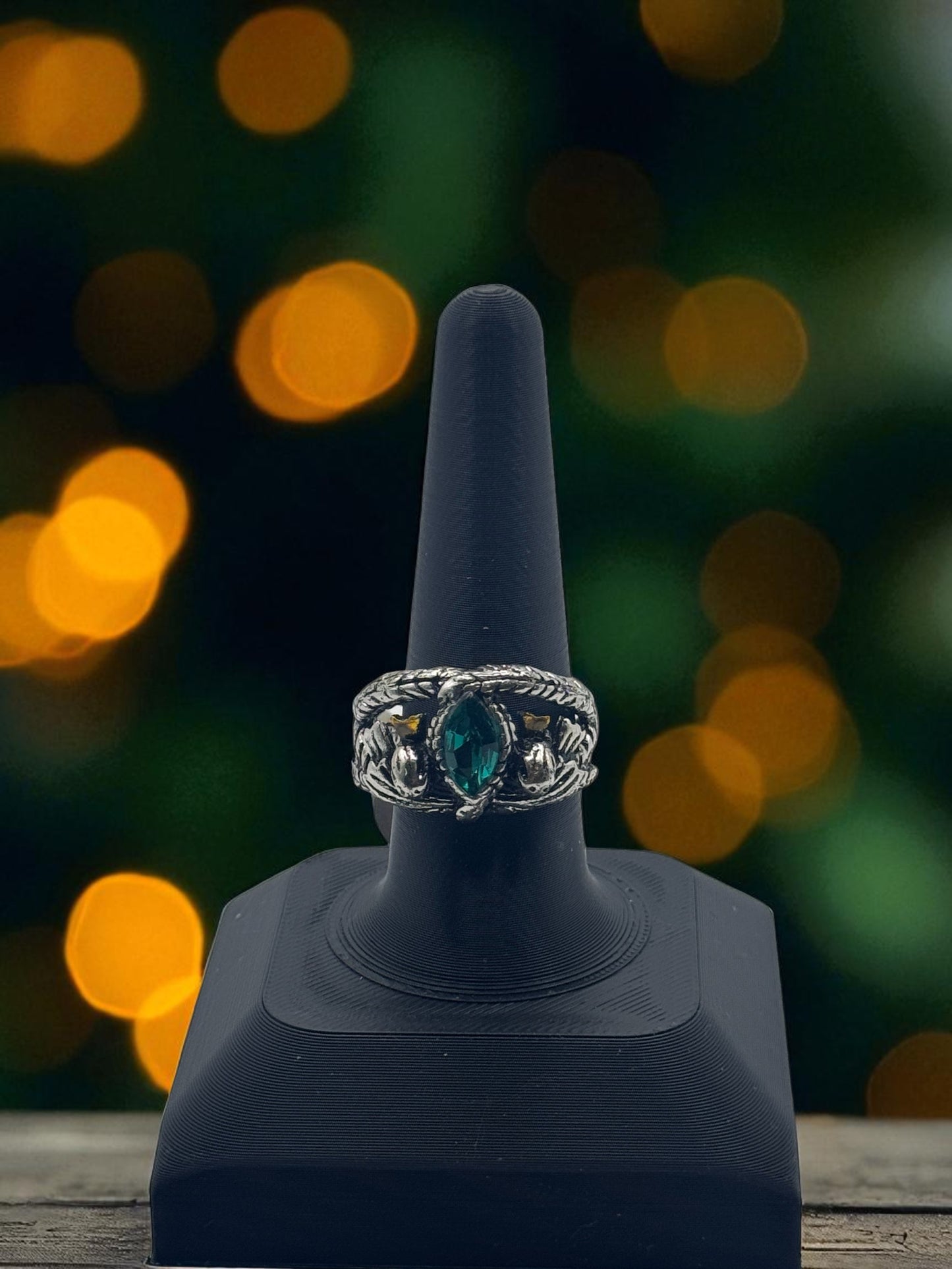 🌿 Oath of the Grove — Elven Emerald Ring - MacGuffin Shop