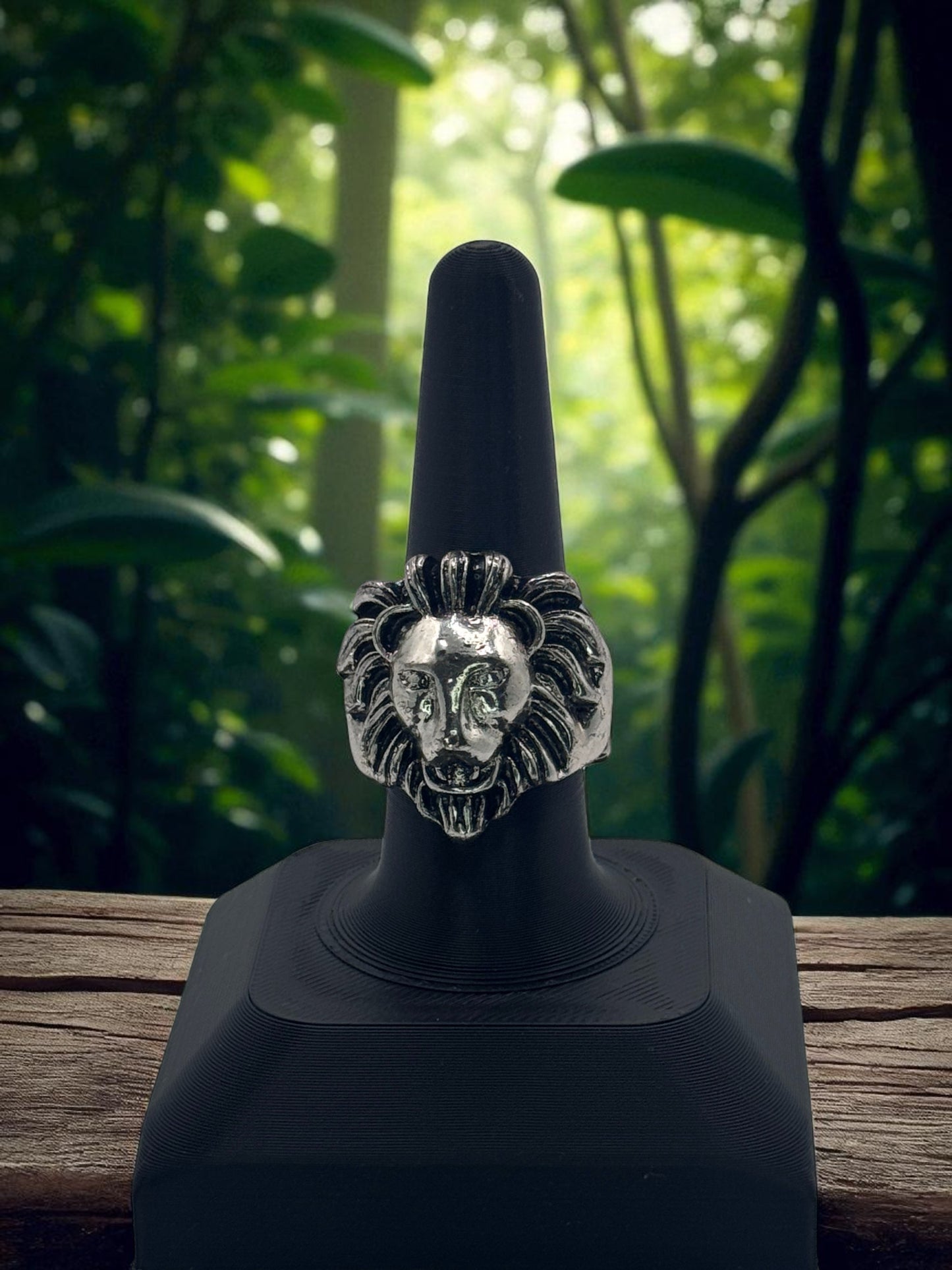 🦁 Hear Me Roar — Majestic Lion Crest Ring - MacGuffin Shop