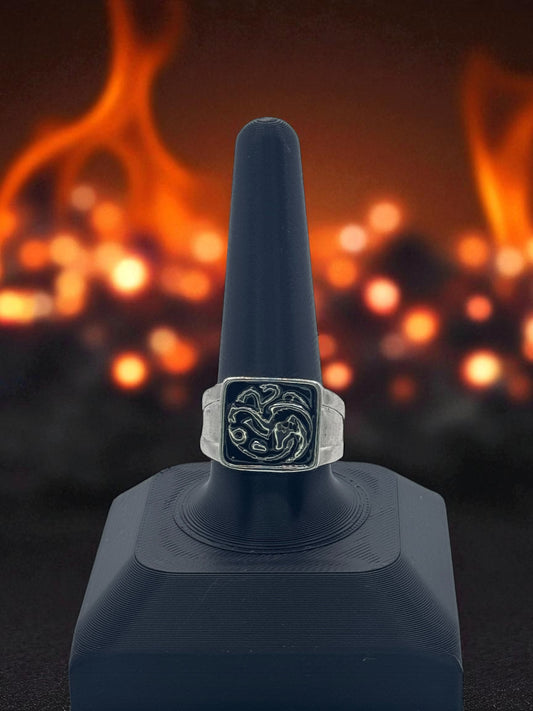 🔥 Targaryen Dragon Crest Signet Ring — Fire & Heirloom - MacGuffin Shop