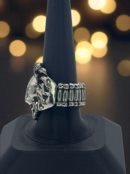 🦁 Hear Me Roar — Majestic Lion Crest Ring - MacGuffin Shop
