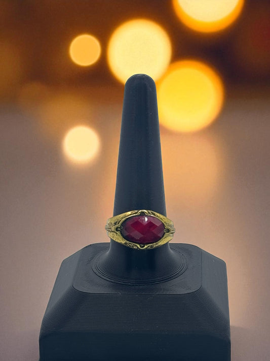 💎 Ruby of the Forgotten Realm — Arcane Fantasy Ring - MacGuffin Shop