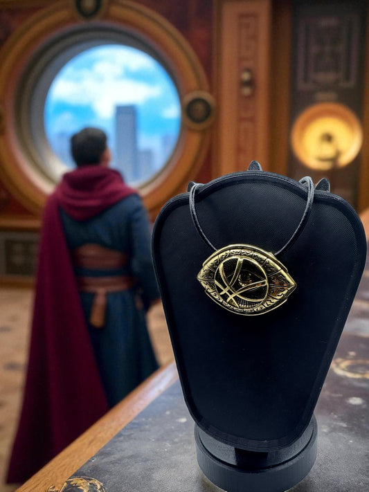 🌀 "Eye of Agamotto" — Doctor Strange Inspired Pendant - MacGuffin Shop