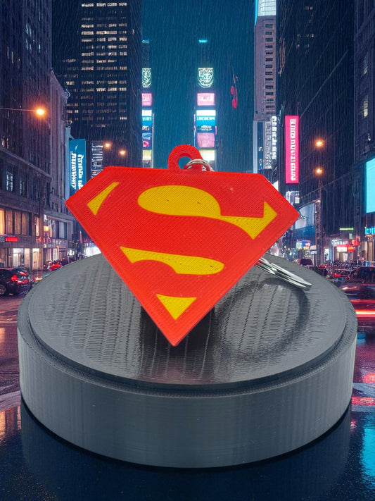🦸 Superman Emblem — Symbol of Hope Keychain - MacGuffin Shop
